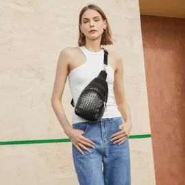 女士斜挎包;女士单肩包;女士手提包