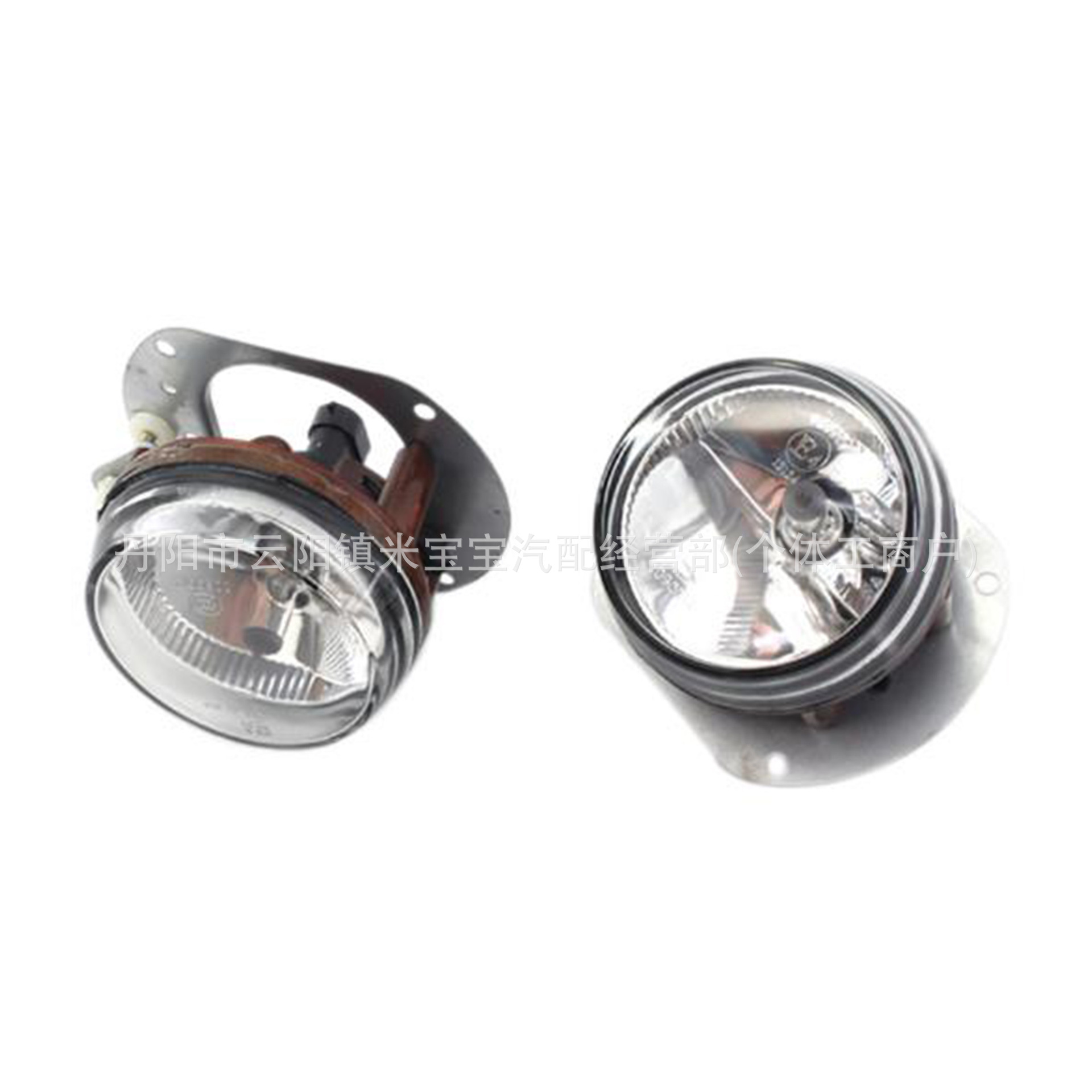 Suitable for 2006-2014 Mercedes-Benz C-Class W204 C300 W164 W251 Fog Lights 2048202156/2256