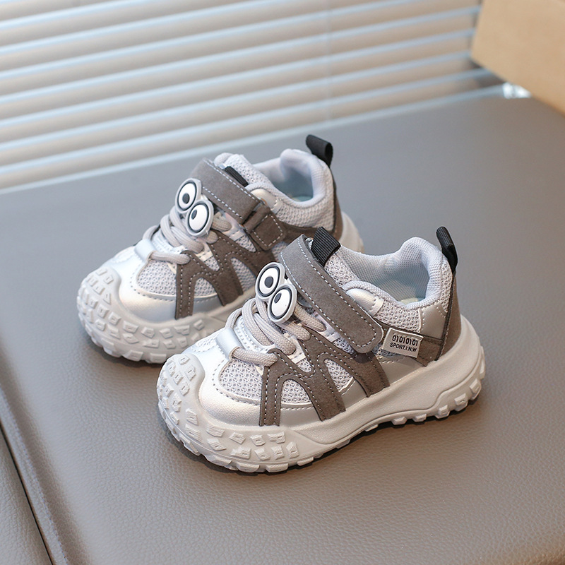 2025 primavera nuevos zapatos deportivos para niños, zapatos para niños pequeños de malla para niñas, zapatos para correr para niños de dibujos animados antideslizantes