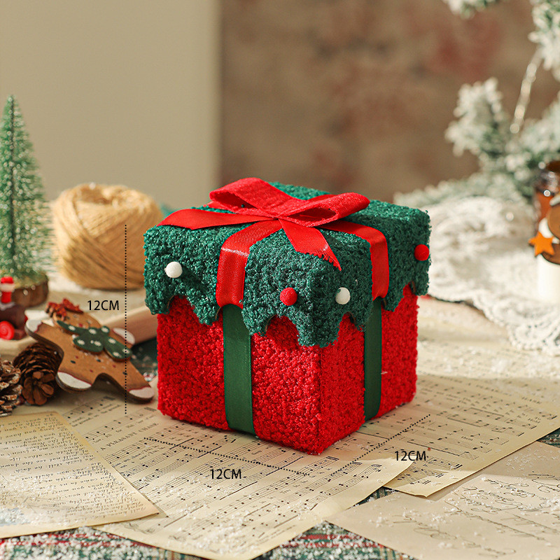 Caja de regalo de franela roja y verde navideña (estilo pajarita)