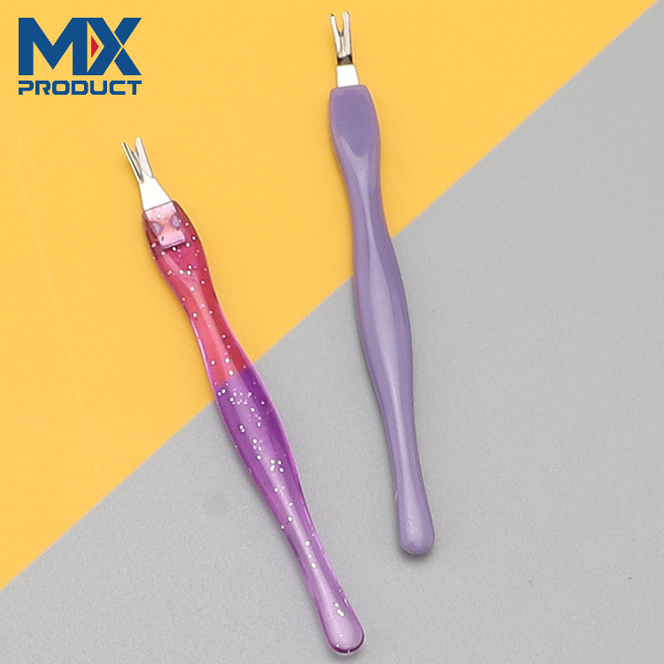 Manicure Dead Skin Fork to Remove Dead Skin on the Edge of Nails, Cuticles and Dead Skin Pusher, V-Shaped Blade to Remove Dead Skin with Barbs