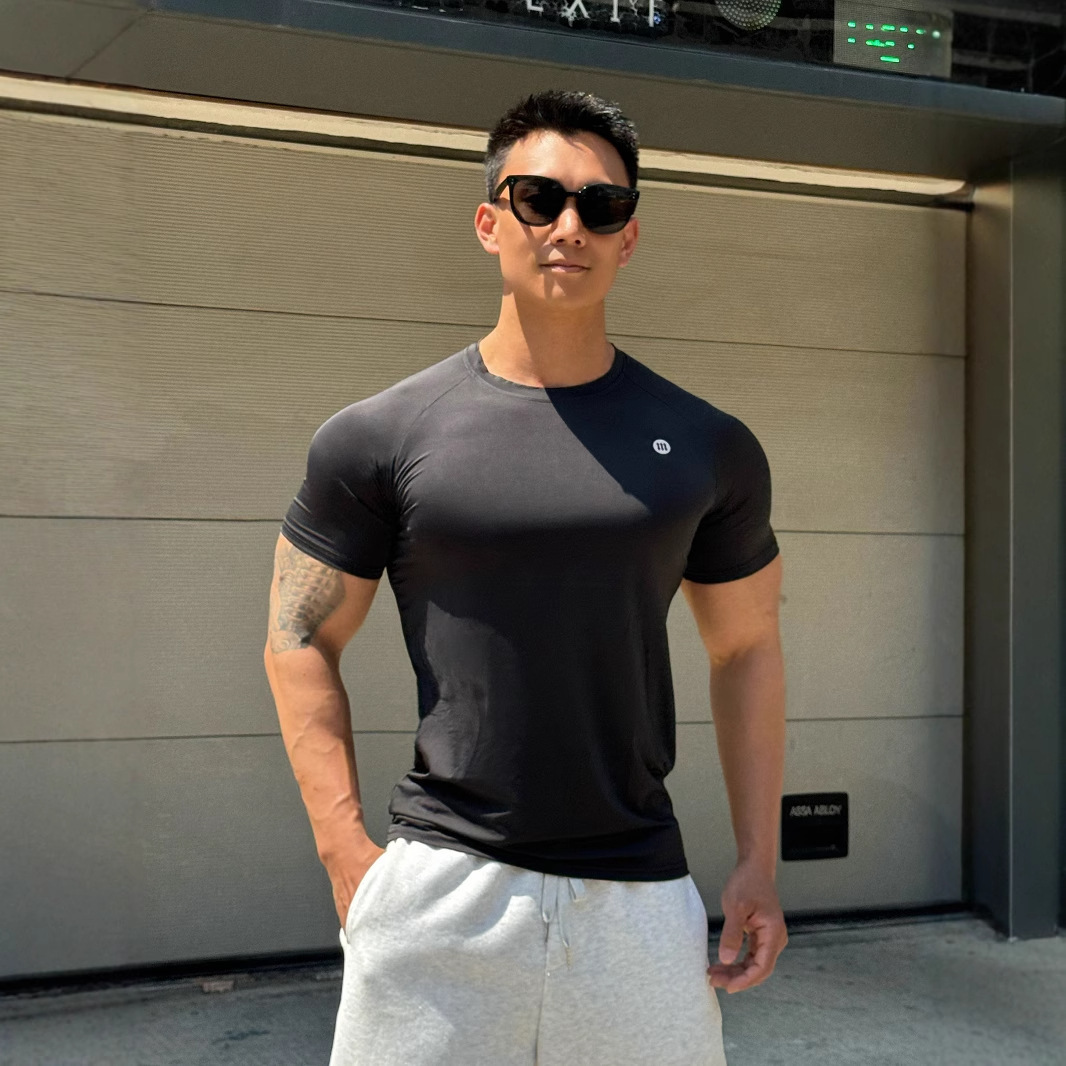근육 피트니스 스포츠 커프스 반팔 남자 농구 러닝 트레이닝 매트 일반 스트레치 스포츠 티셔츠 남자