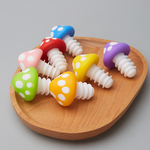 New Silicone Red Wine Stopper Mushroom Champagne Stopper Creative Wine Bottle Stopper Household Foreign Wine Stopper Beer Stopper