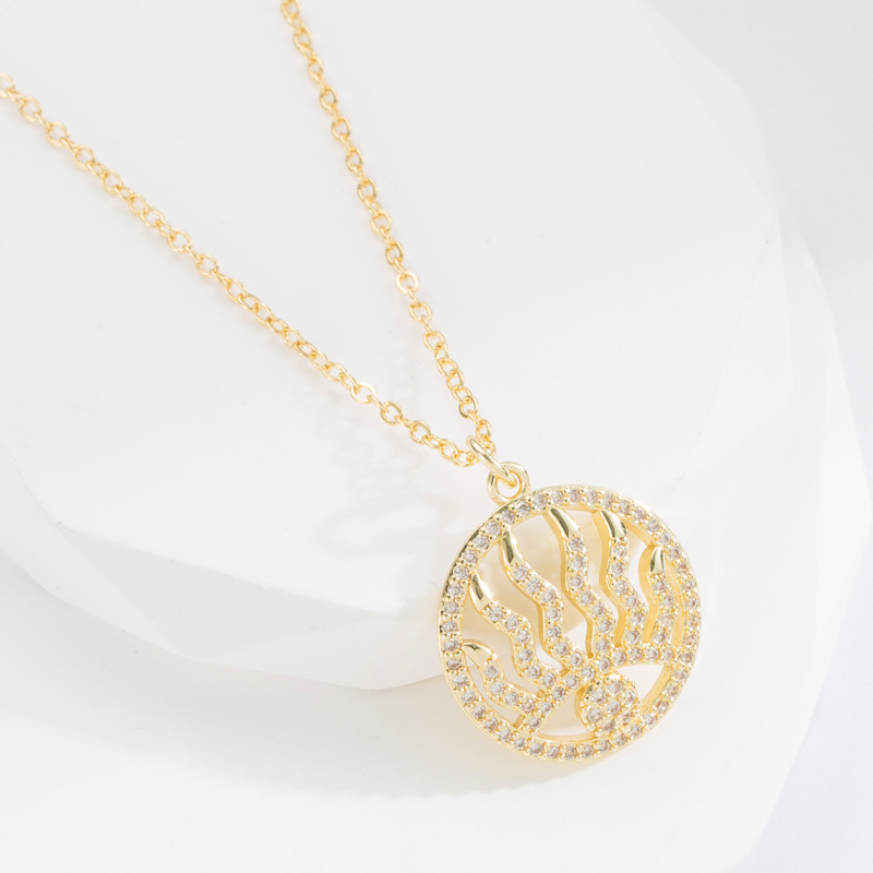 Fashion Devilu0027S Eye Flame Heart Shape Copper Pendant Necklace Gold Plated Zircon Copper Necklace