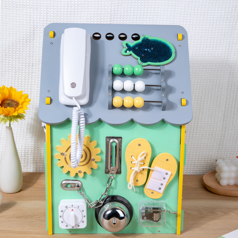 Madera Montessori Busy House Educación temprana para niños, caja ocupada, desbloqueo, vestirse, tocar el piano, juguetes de entrenamiento de concentración