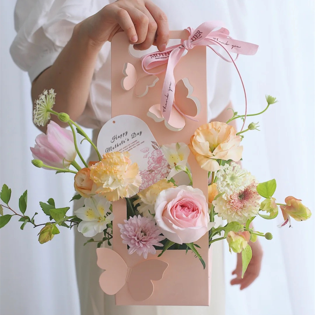 Bolso de la flor del Día de San Valentín DIY arreglo floral bolsa canasta de flores portátil caja de flores de mariposa de papel fresco floral caja de flores portátil
