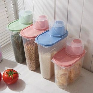Пластиковые банки для хранения круп и продуктов