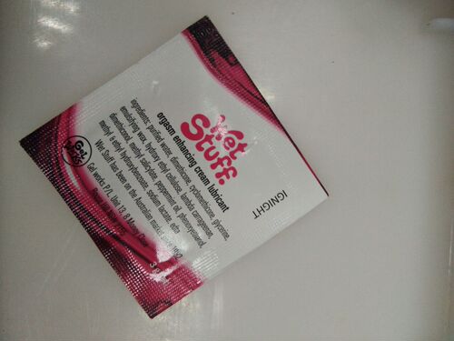 Australian wet stuff for women: Lubricant for couples, adult sex toys—dropshipping available.