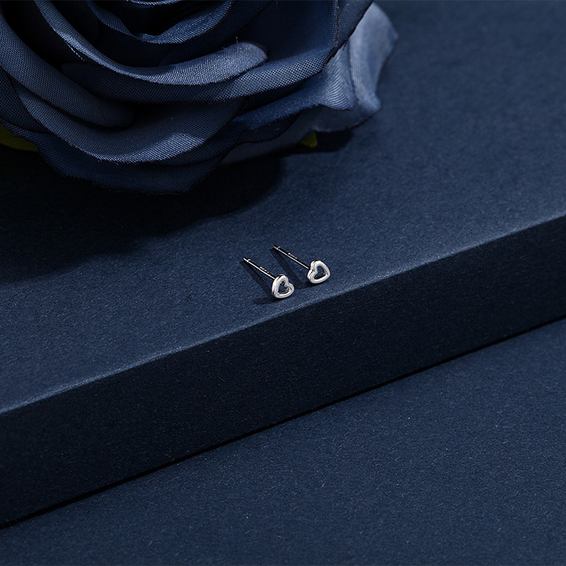 3g Weight Rhinestones Inlay Material Ear Studs Classification 1 Pair Quantity Street Occasion 925 Sterling Silver Material Heart Shape Pattern Women'S Gender Plating Design Fashion Style 1 Pair 925 Sterling Silver Rhinestones Heart Shape Ear Studs 9