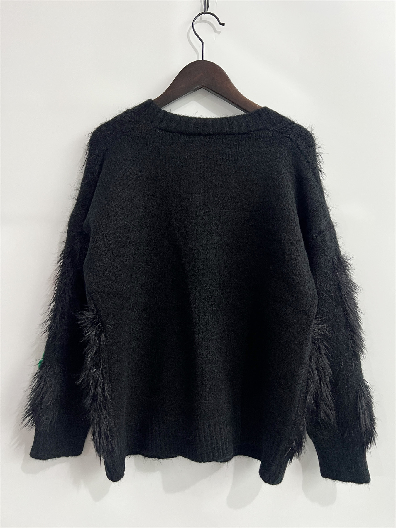 Damen Weihnachtskardigan In Rot Mit Nerzoptik Und Applikation_voghion.com