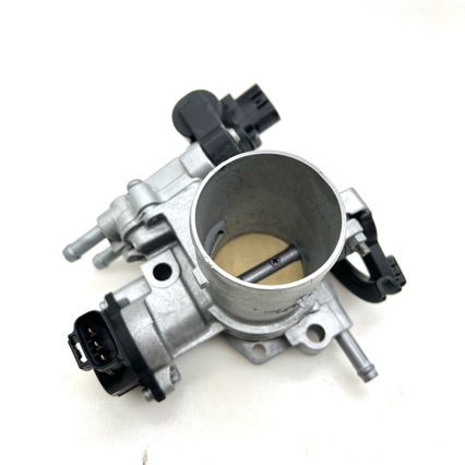 22210-21020 0m010 Throttle Body Assembly, Suitable for Toyota Yaris