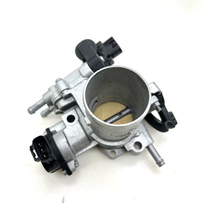Toyota Yaris üçün qaz klapanı 22210-21020 0m010