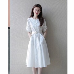 フランス風の気質の女神の長いワンピースの夏の初恋の白い森系のシャツは腰を収めてスカートのアンドロメダを連ねます。