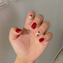B487 Chun Tian Hua Hua Wearable Red & White Contrasting Color Small Floral Design, Whitening Effect, Short-Style Nail Art Finished Product—Autumn/Winter Fake Nail Stickers