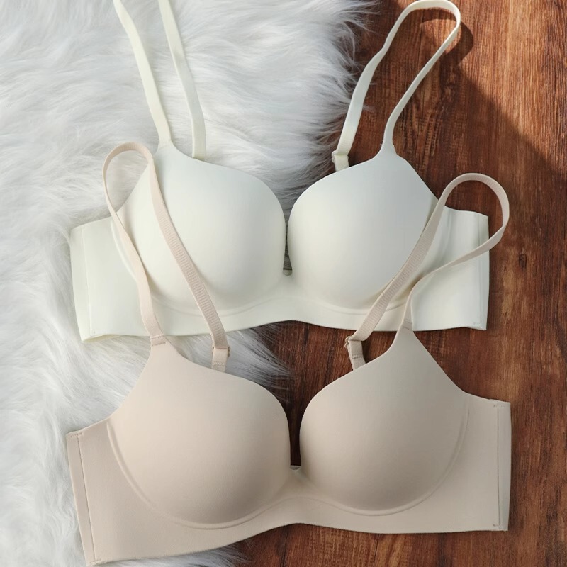 Cartoon-Style Bra for Small Breasts, Enhancing and Gathering Effect, Anti-Sagging, Wireless, Seamless, Beautiful Back, Cross-Back Bra Cartoon-Style Bra for Small Breasts, Enhancing and Gathering Effect, Anti-Sagging, Wireless, Seamless, Beautiful Back, Cross-Back Bra