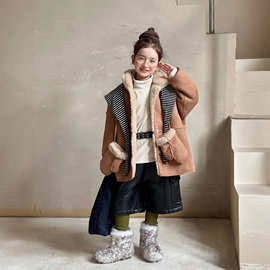 2025冬季新款韩版儿童皮毛一体外套女童手套加厚防风麂皮绒上衣潮