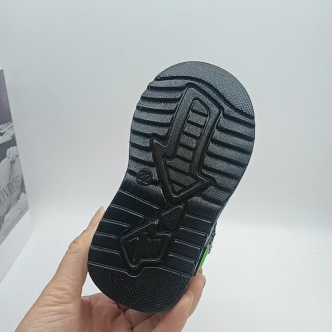 Botas de algodón de invierno de lana para niños y niñas botas de nieve zapatos de algodón para niños zapatos deportivos de algodón para niños zapatos de niñas