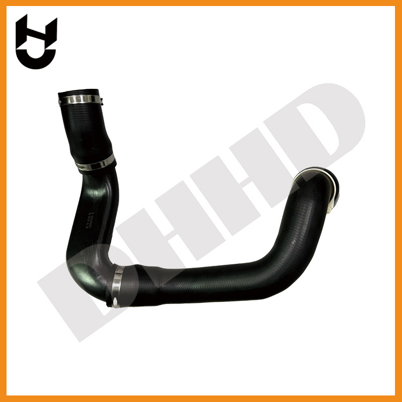 LR066429 LR002589中冷器气管至节气门  适用于路虎神二汽车配件