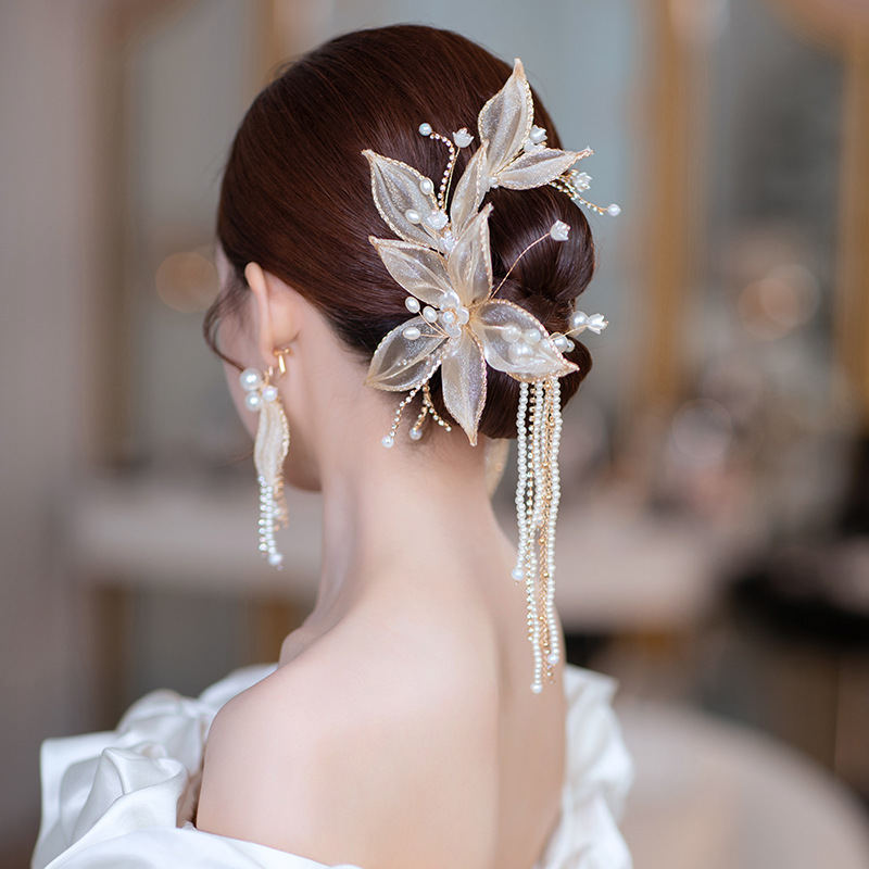 Bridal wedding party photos headdress Korean manual super fairy pearl tassel pearl Fairy hanfu headdress studio photos accessories