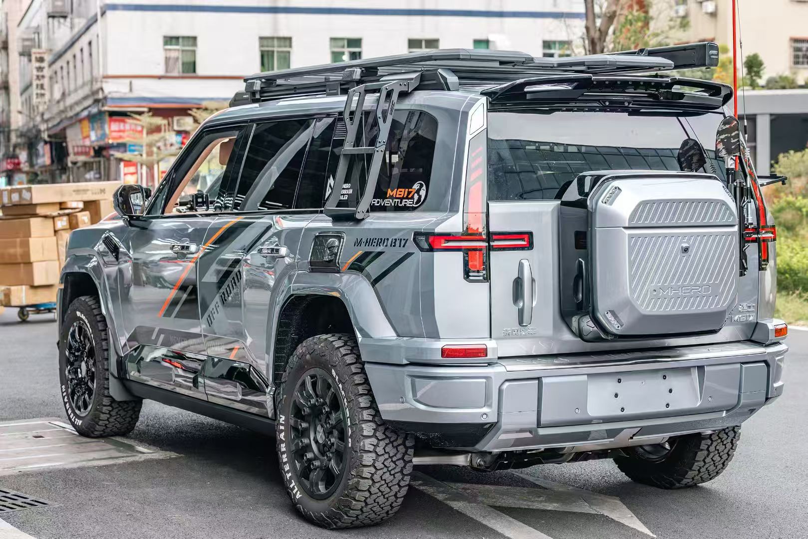 Warrior 817 side ladder, side window storage panel, WEC off-road modification, specialized body expansion parts for outdoor camping vehicles