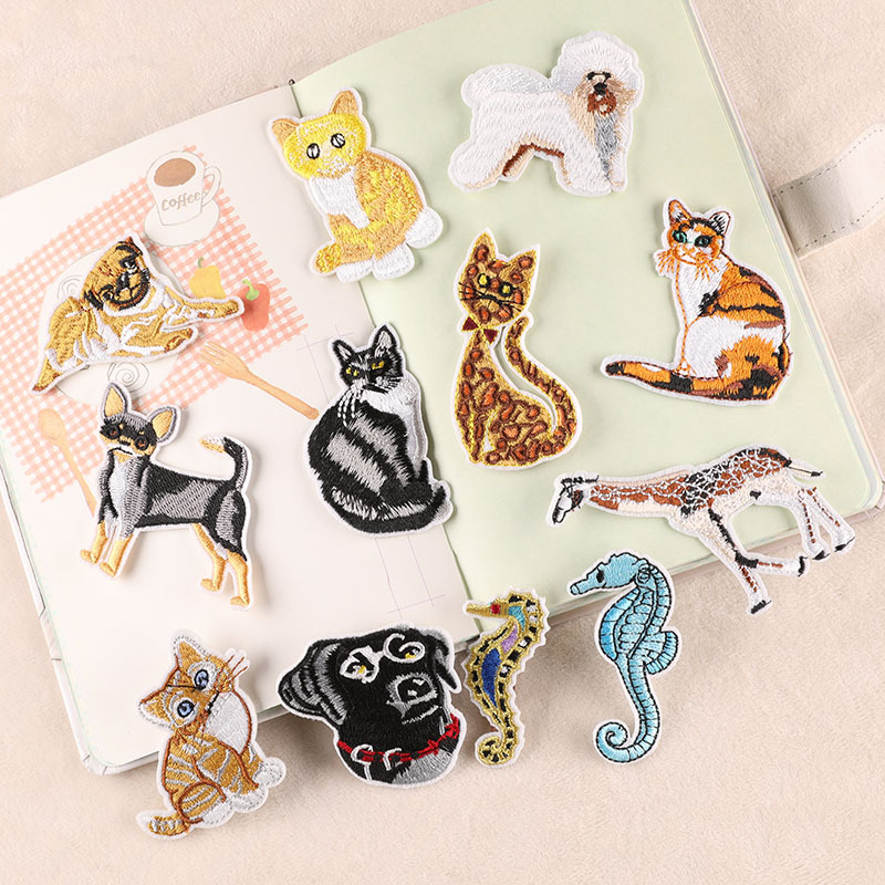 Iron on patches Embroidery Sticker Clothing Accessories Jackal Tiger Leopard Cat Animal Patch Cloth Label Badge Cloth Sticker