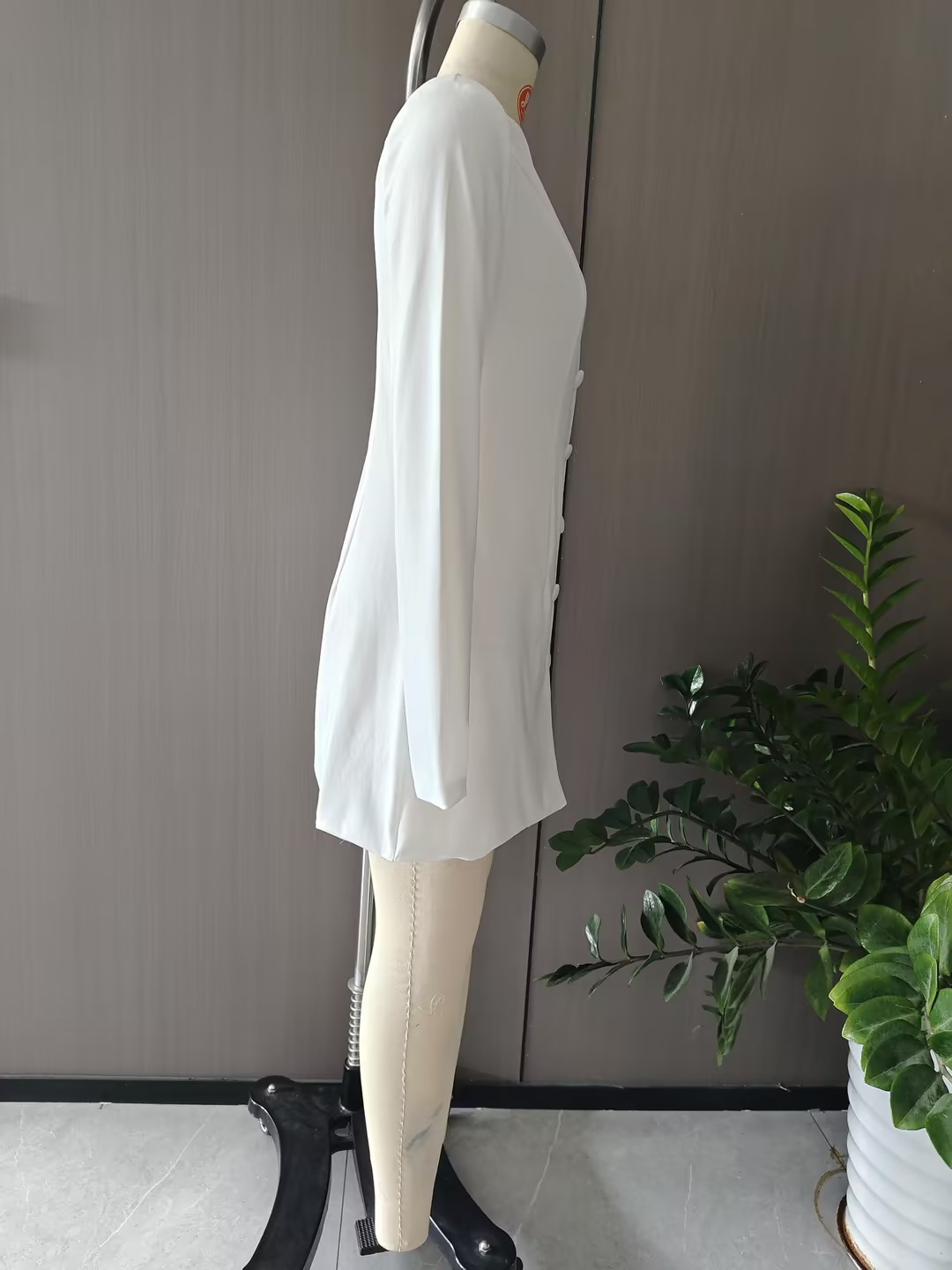 2026 Spring New Cross-Border European And American Fashion Commuting Solid Color Stand Collar Button Long Sleeve Slim_ecoleips.com