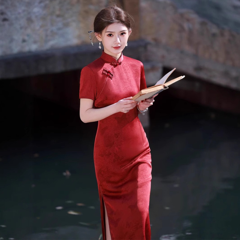 2025 Spring/Summer New Style Red Imitation Acetate Jacquard Dark Pattern Side Button Double-Layer Long Women's Cheongsam Wedding Banquet Dress