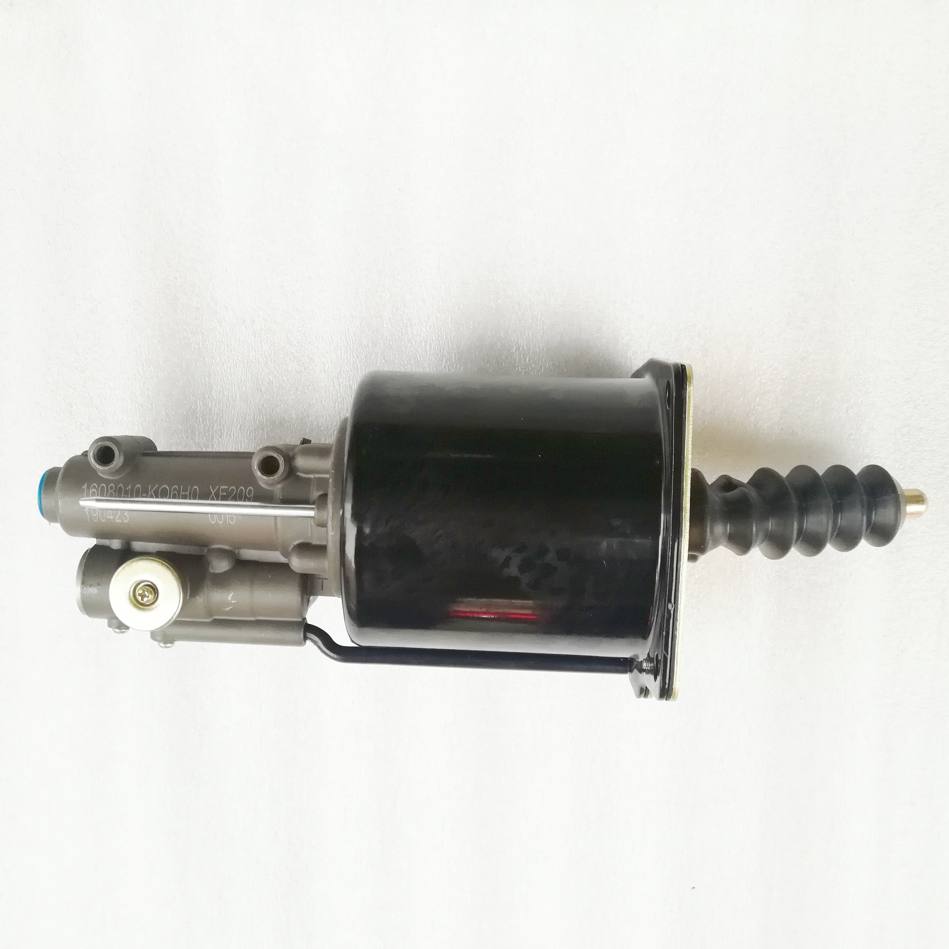 Chongqing Jinhua Clutch Booster 1608010-KQ6H0, authorized dealer for Tianlong Fasst gearbox and pump components