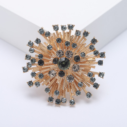 Aniweni Snowflake Crystal Flower Brooch Luxurious and elegant suit coat accessories brooch brooch