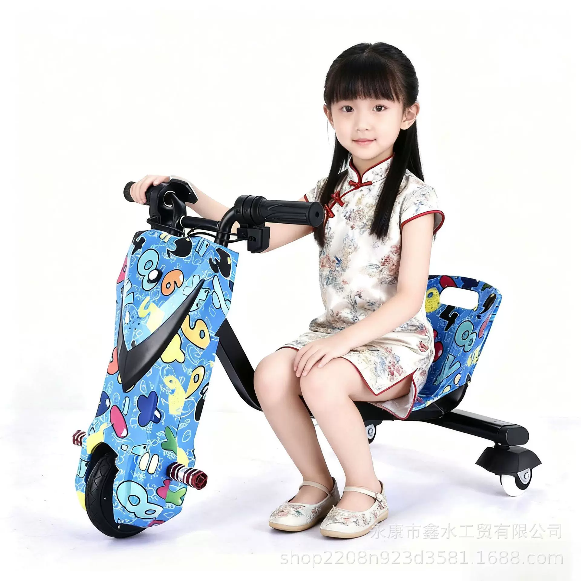 儿童电动三轮漂移车批发跨境爆款平衡车厂家直供工厂新款代步神器