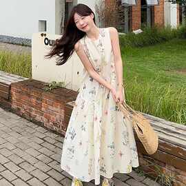 气质宽松显瘦无袖碎花背心连衣裙子长裙女夏2025新款春季流行穿搭