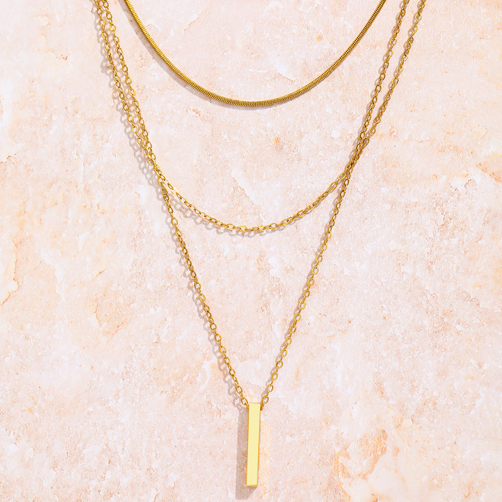 Minimalist Rectangular Bar Pendant Necklace In Stainless Steel_voghion.com