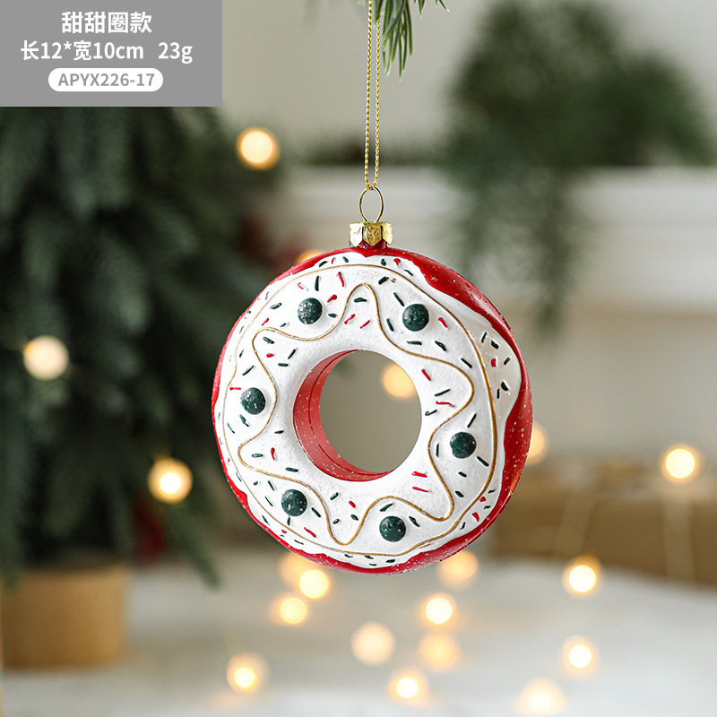 国境を越えた人気彩色プラスチッククリスマスペンダントカラークリスマスツリー装飾品異形雪だるま自動車ペンダントペンダント|undefined