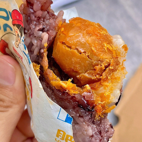 Boiled Uncle Rice Ball Quick-Eat Egg Chicken Cutlet Purple Rice Big Rice Burger Heating Children's Breakfast Semi-finished Product