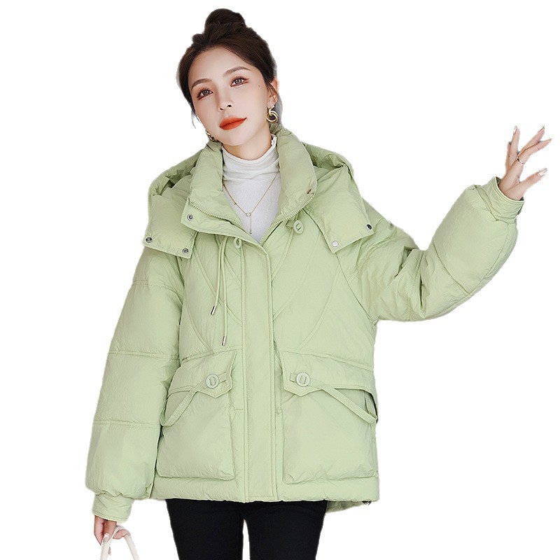 Ropa de algodón pequeño invierno 2025 nueva ropa de invierno coreana chaqueta de algodón gruesa chaqueta de algodón suelta corta con capuchón