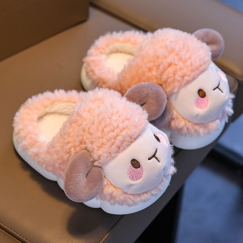 Bolsos de invierno para niños zapatillas de algodón para niñas en el hogar calentamiento y peluche para niños lindos zapatos de algodón para bebés pequeños y medianos