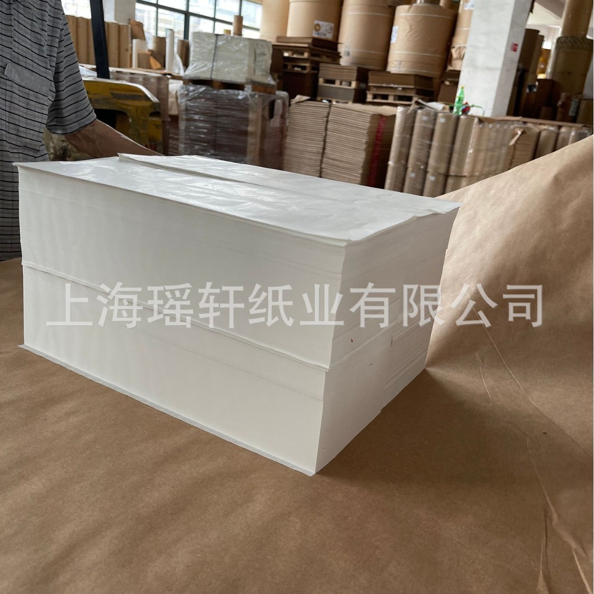 服装鞋子包装内衬纸 防潮纸  箱包内衬纸  拷贝纸 填充内衬纸