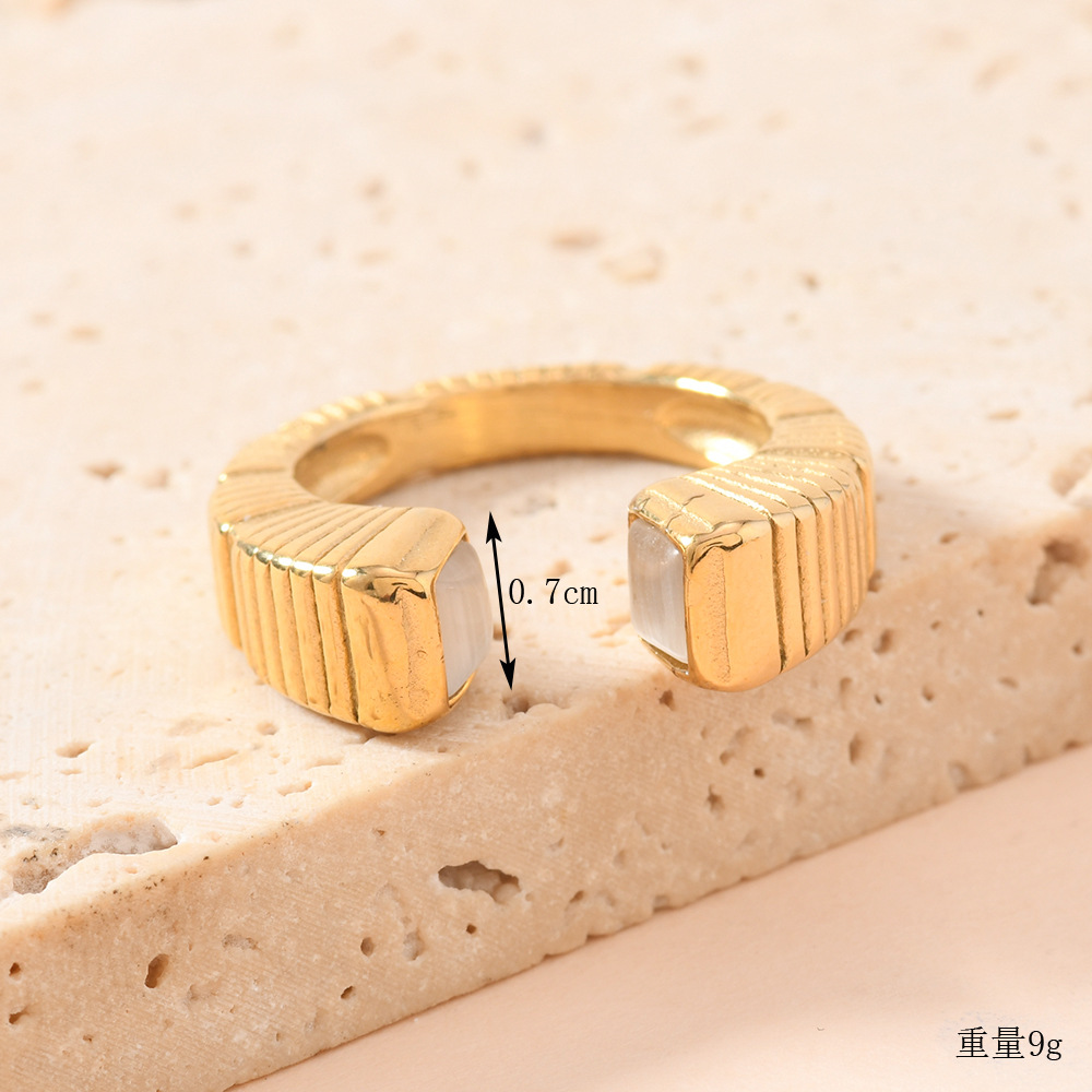 Joyas de acero inoxidable transfronterizas sensación de diseño de anillo de piedra preciosa fundido para mujeres no se desvanecen anillo de apertura geométrica simple image 4
