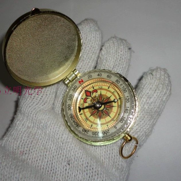 Высококачественная откидная крышка из чистой меди G50, светящаяся позолоченная наружная направленная многофункциональная брелок с компасом, карманные часы, руководство по северной иглу