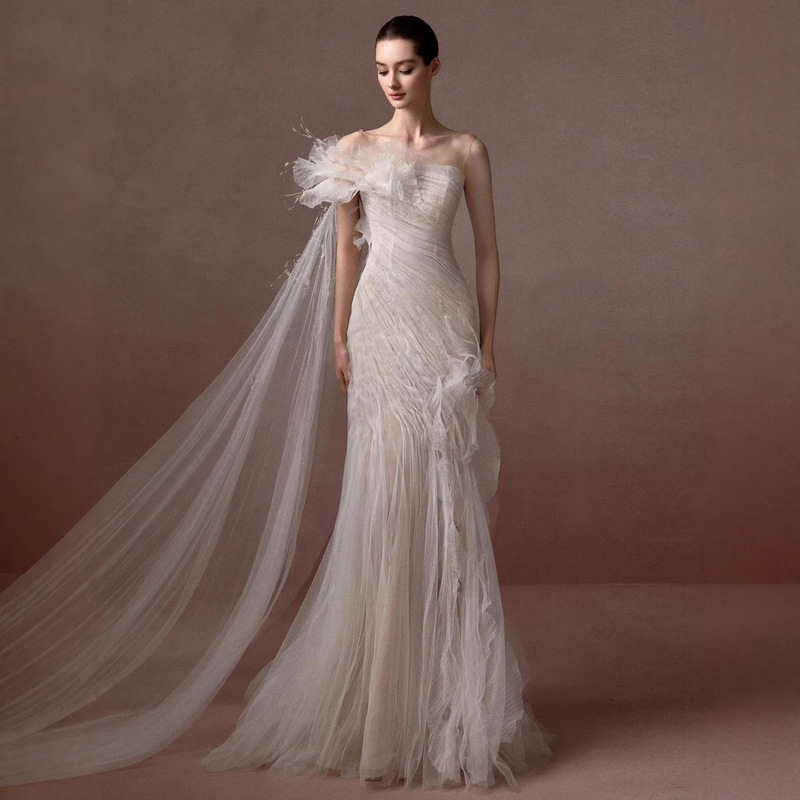 French-Style One-Shoulder Light Wedding Dress 2026 New Model, Ultra-Fairy Elegant Bride Wedding Reception and Exit Gown, Light Luxury Mermaid Dress