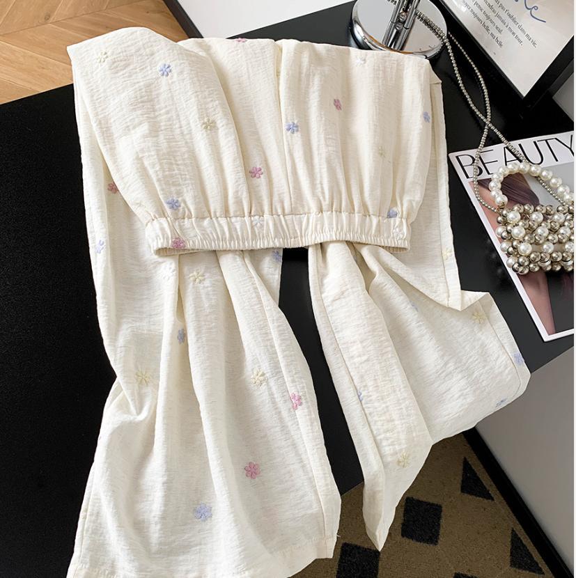 Quần culottes nữ ống rộng chất liệu lụa lanh thêu hoa, dáng suông rộng mùa hè 2026 — màu mơ chi tiết 8
