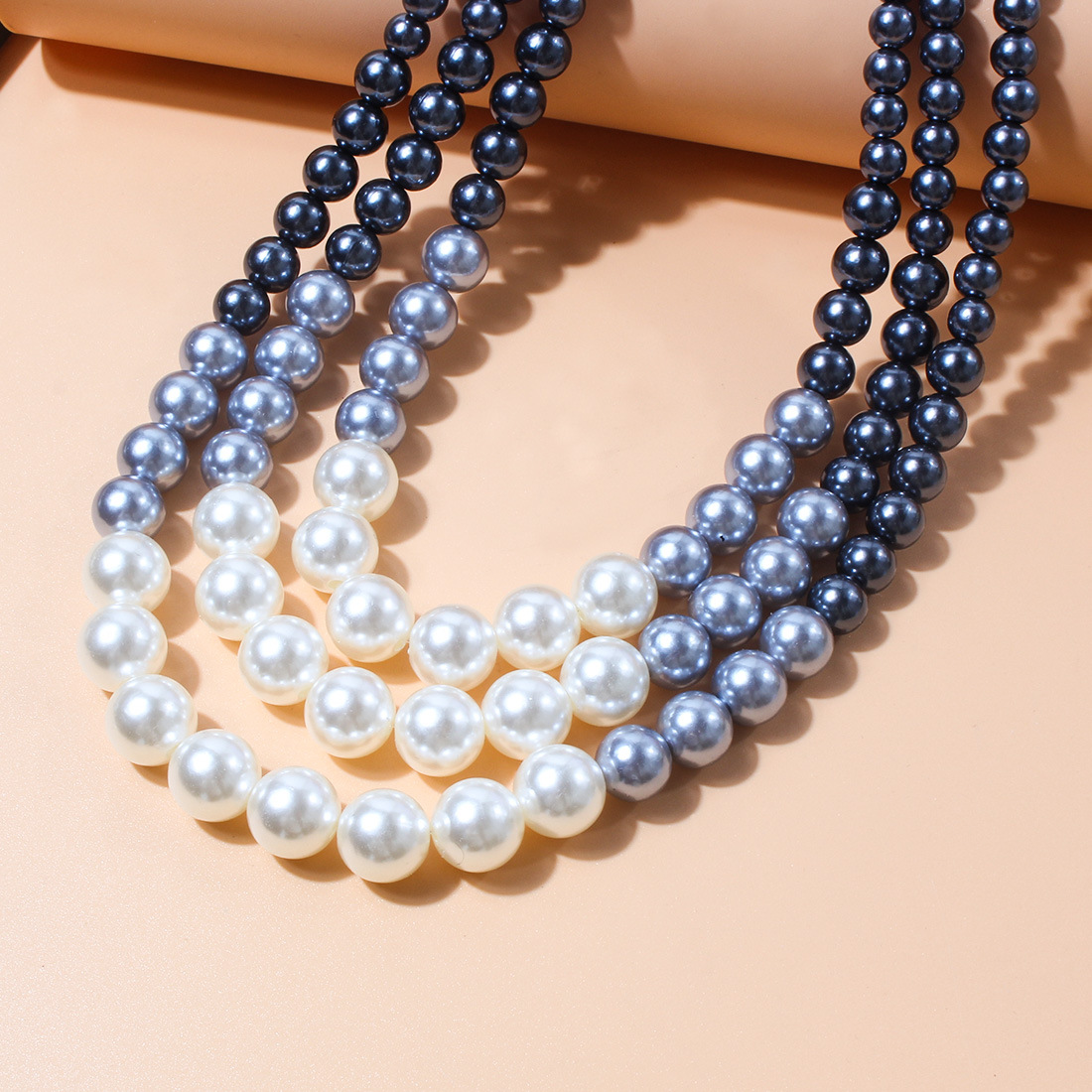 Elegant design of the necklace