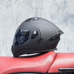 Orzの小さい殻のヘルメットのマスクのヘルメットのオートバイのヘルメットの機関車の双のレンズの男女の四季の摩旅の巡航のヘルメットの大きいです。