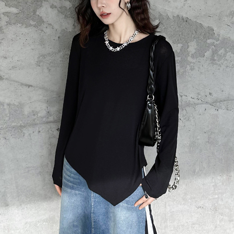 Primavera y otoño nueva suelta adelgazamiento de moda casual drapeado Camiseta asimétrica básica de cuello redondo de manga larga para mujer image 3