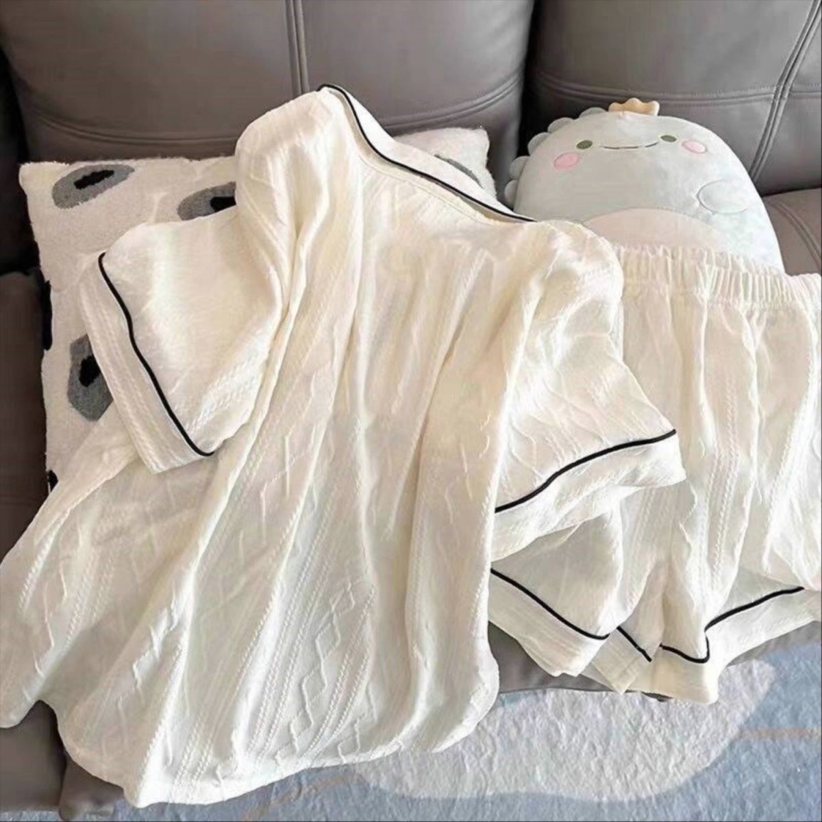 Pijamas sueltos de verano al por mayor transfronterizos pantalones cortos de manga corta de algodón de imitación para mujer