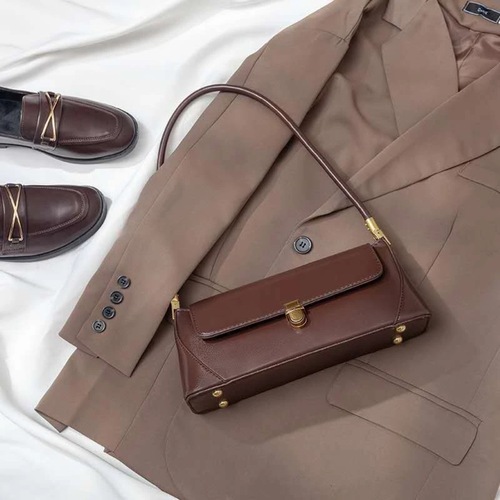 High-end bag, foreign style, fashionable retro baguette armpit bag  new versatile shoulder crossbody bag trendy