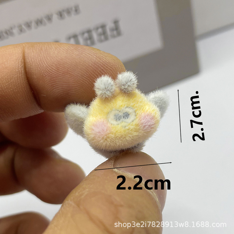 2025 トレンディな人形樹脂植毛ペンダント三次元漫画キーホルダーキー DIY 手作りジュエリー車のペンダント|undefined