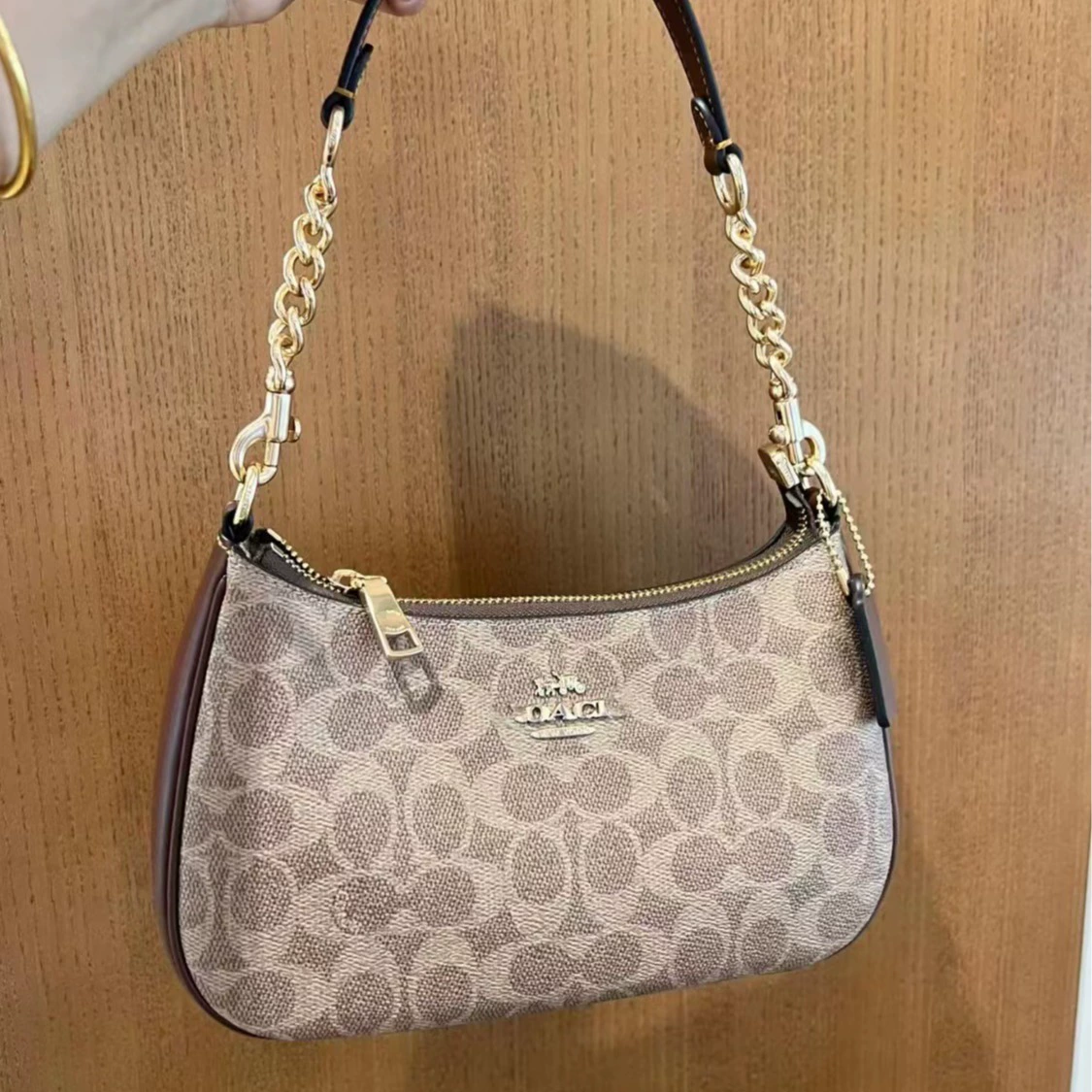  atmospher ic one-shoulder bag, chain, handheld shoulder bag, wide color palette, chain bag