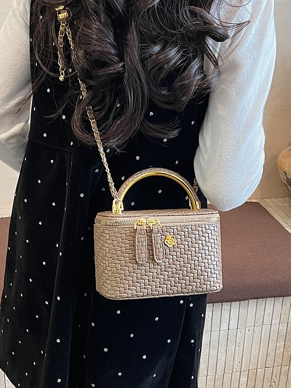 Nuevo mini trenzado bolso de cadena de mujer nuevo nicho nuevo bolso de caja universal lujoso bolso de hombro simple
