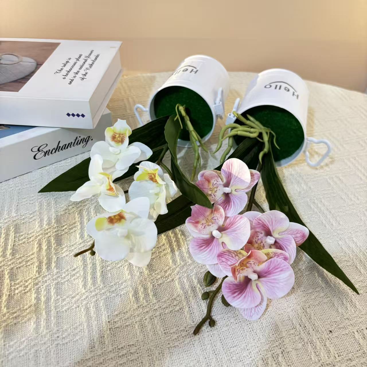Fabricantes de simulación de cuatro mariposa orquídea recta Hello bonsai sala de estar balcón decoración de flores falsas de plástico maceta